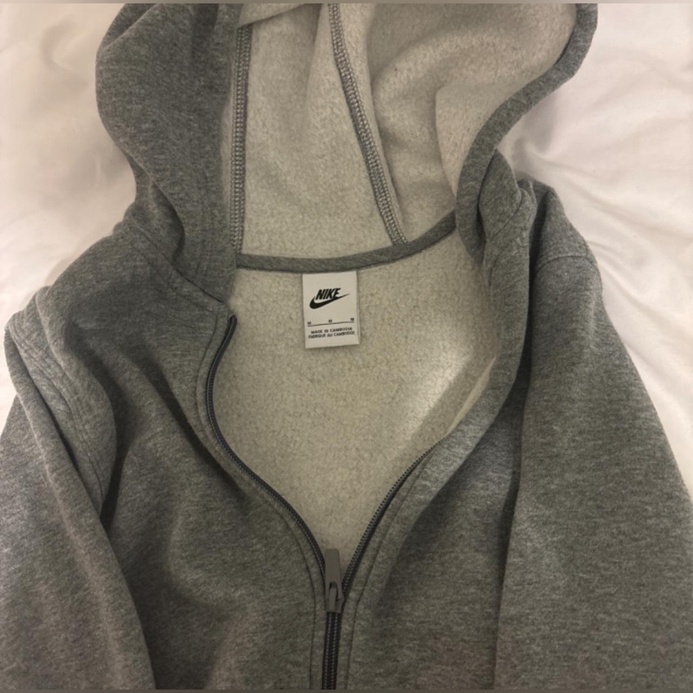 gray nike zip up